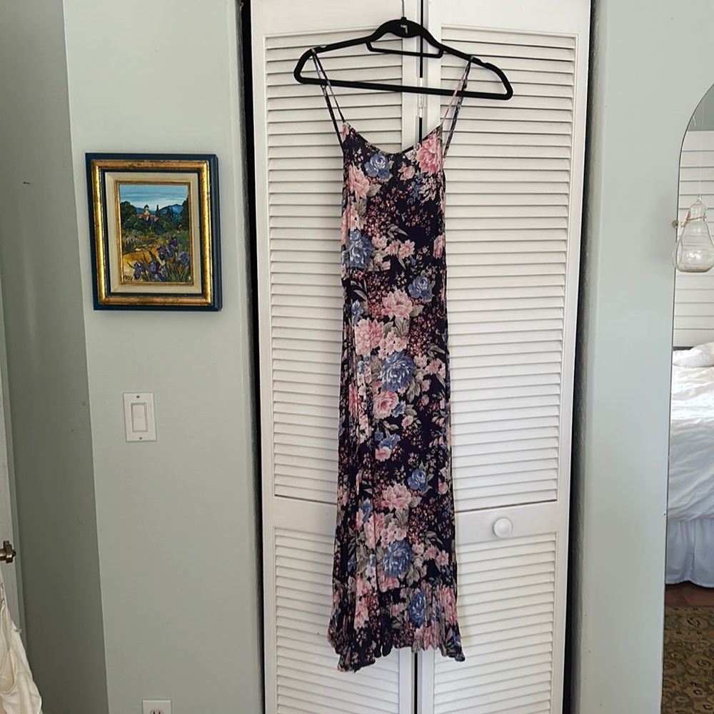 Auguste size 4 midi floral dress